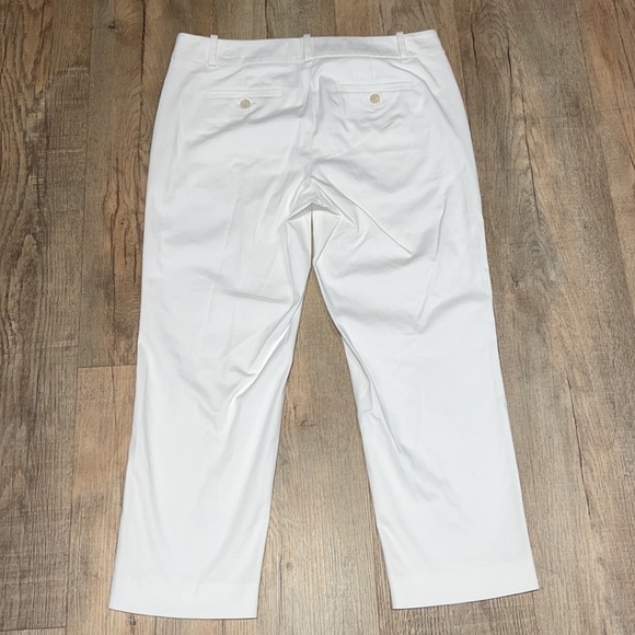 LOFT WHITE MARISA CAPRI PANTS NWOT 4 FRONT & BACK POCKETS FLAWLESS CONDITION - Picture 5 of 7